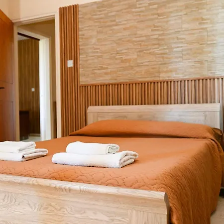 Kritos With Two Bedrooms * 아르가카