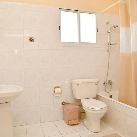 Kritos With Two Bedrooms