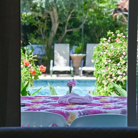 Kritos With Two Bedrooms *
